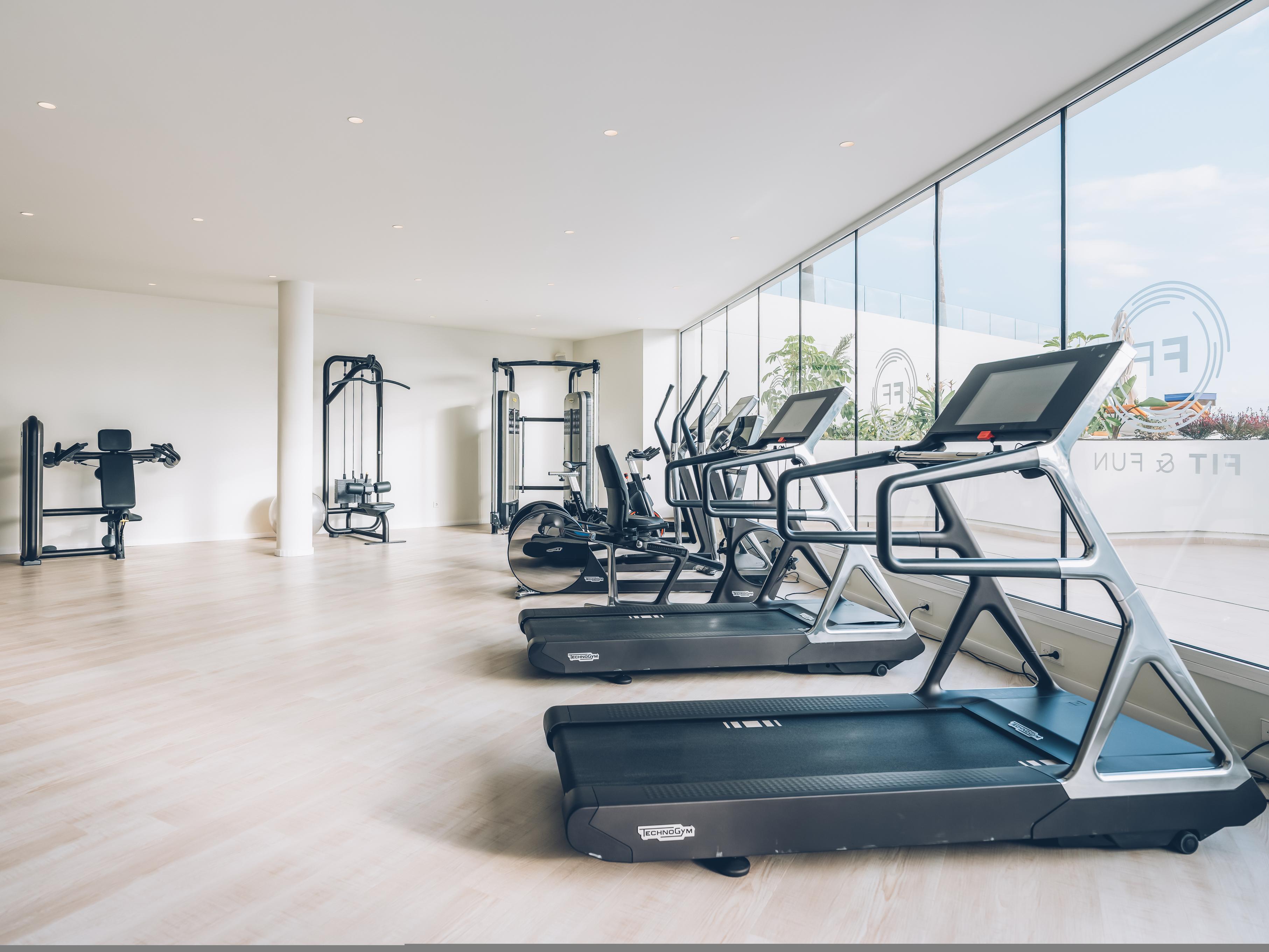Hotel Iberostar Selection Sábila - Adults Only Costa Adeje  Esterno foto The gym at the 100 East 53rd Street building