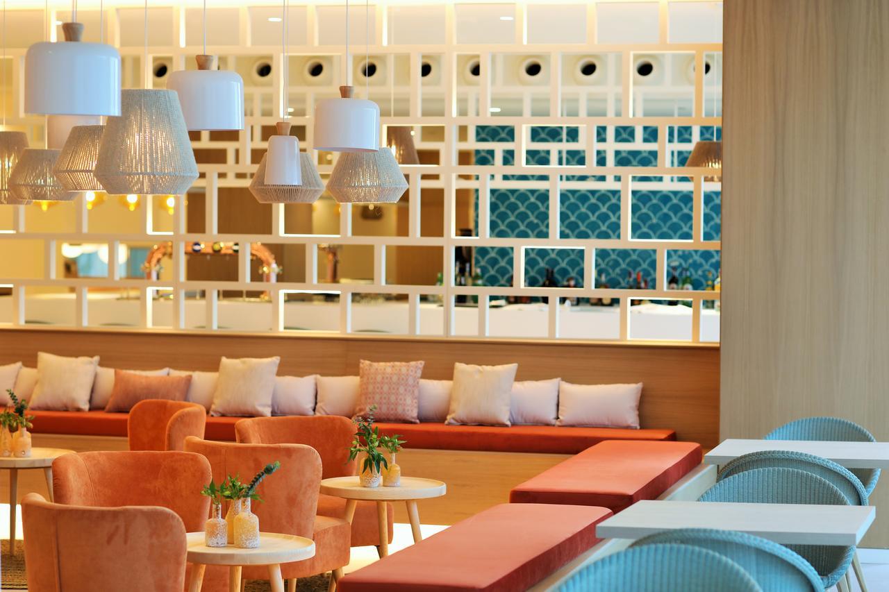 Hotel Iberostar Selection Sábila - Adults Only Costa Adeje  Esterno foto The interior of the lounge